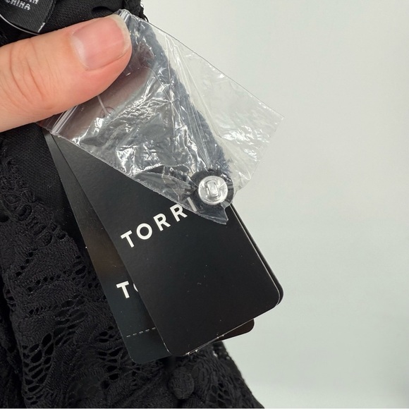 Torrid Black Lace Mock Neck Sweetheart Sheath Black Dress Long Sleeve Size 2X - Picture 6 of 15